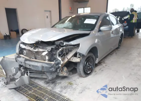 2016 Nissan Altima из США, поврежденный, VIN 1N4AL3AP4GC168649